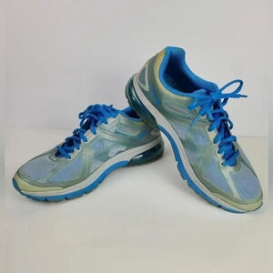 NIKE Excellerate running shoe